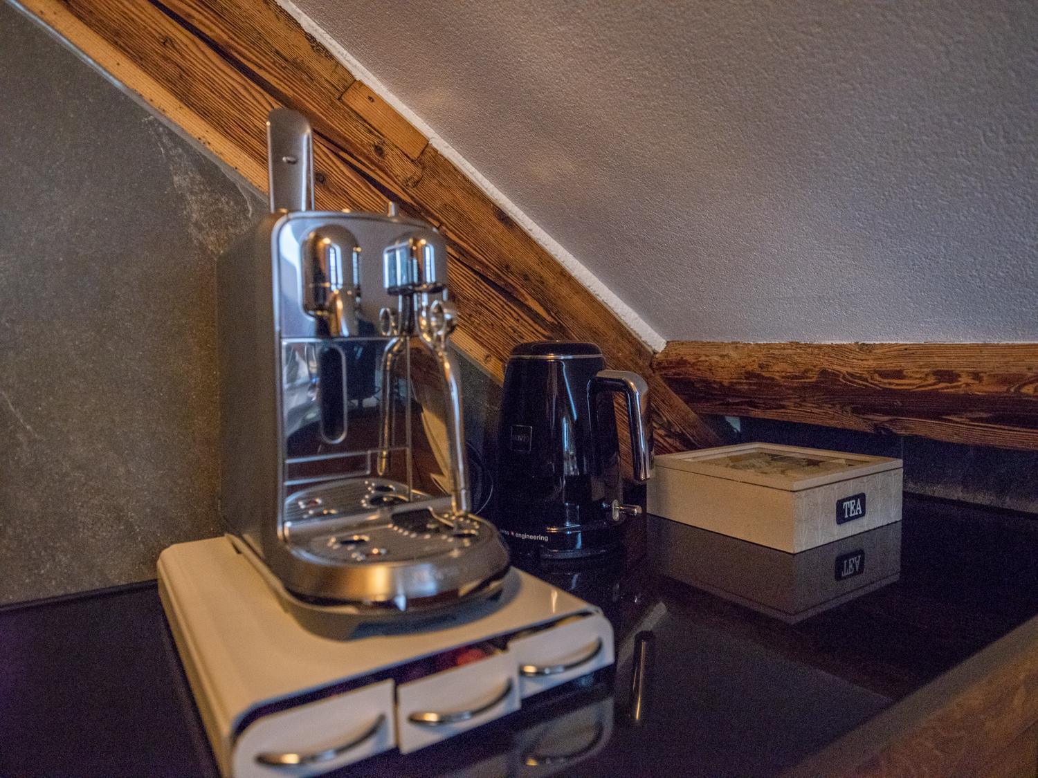 Moderne Altbauwohnung Im Zentrum Von Bern Mit Wellness 외부 사진